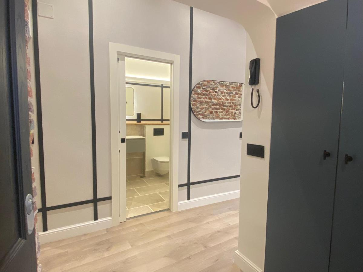 Apartamento Calle Alcala Madrid Bagian luar foto